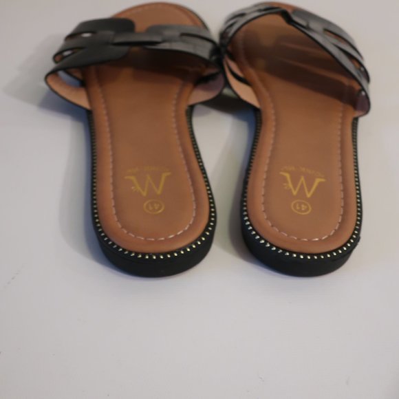 NWOT Womens Cink Me Black Embossed Leather Flat Slides Sz 41 EUR/US 11 * - Picture 4 of 5